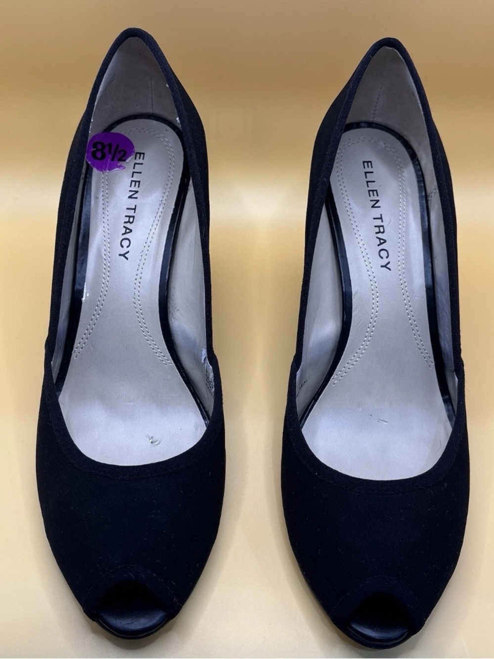 Ellen Tracy Wedge Pumps Womens 8.5 Black Peep Toe Stretch Fabric Career Shoes - Picture 8 of 11